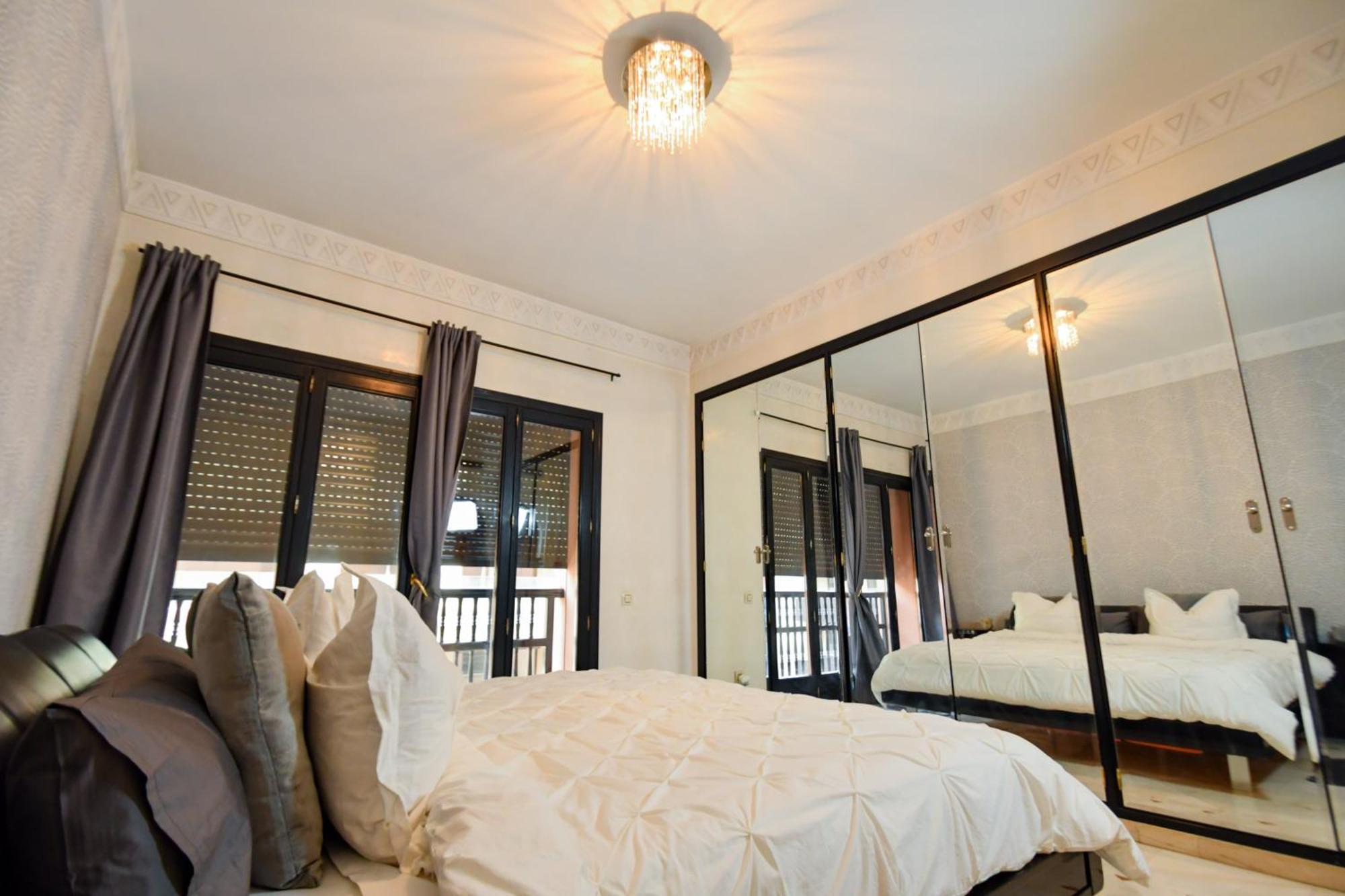 Appartement Haut Standing Gueliz Plaza Marrakesh Buitenkant foto