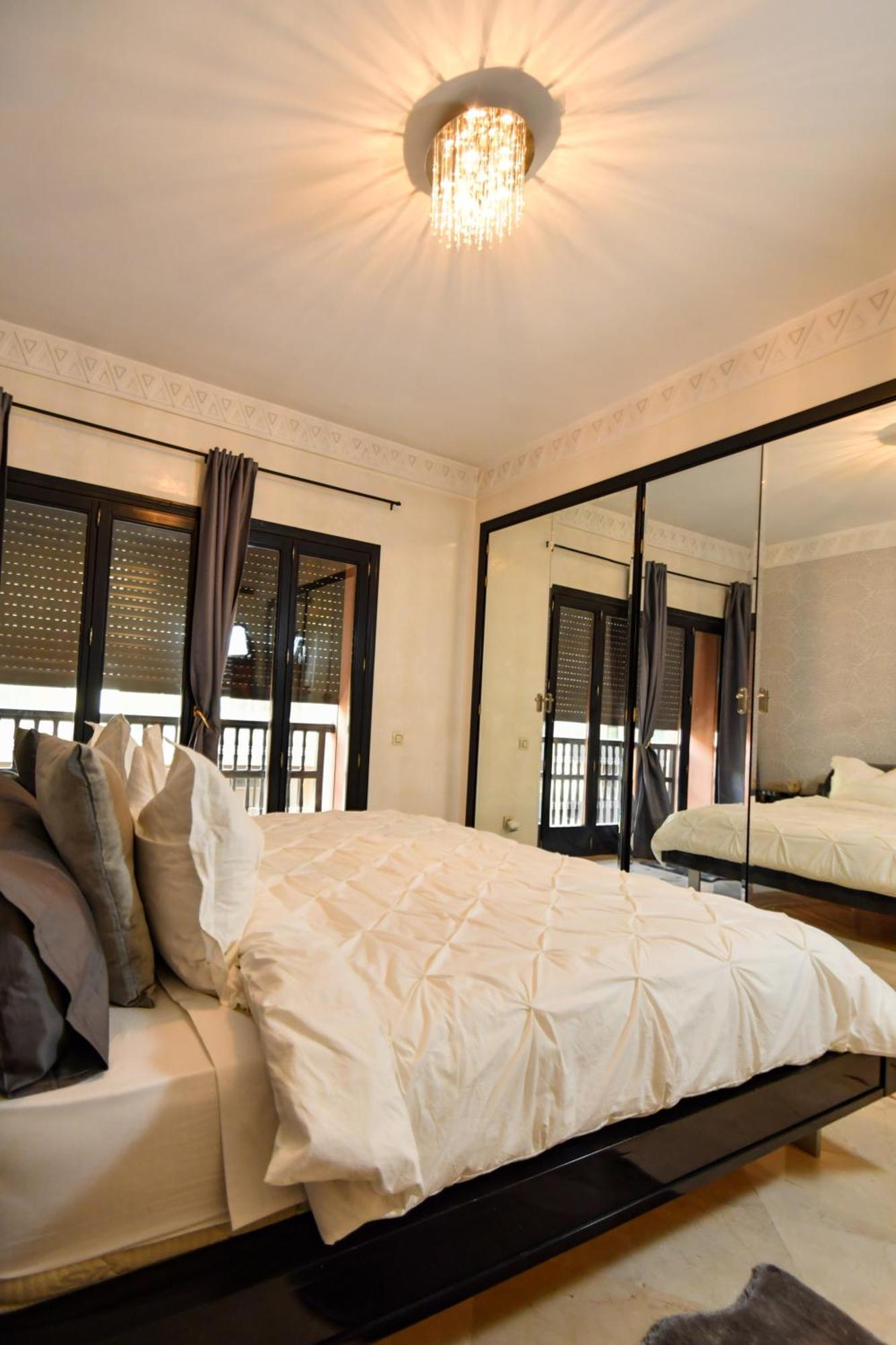 Appartement Haut Standing Gueliz Plaza Marrakesh Buitenkant foto